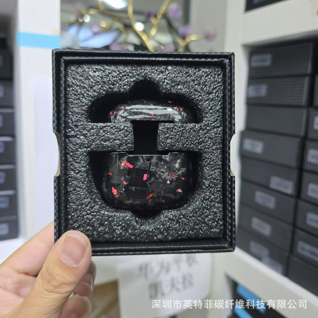 RAVE CARBON AIRPOD CASE